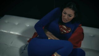 Supergirl cosplayer loses in battle and gets fucked as punishment